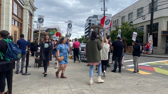 Starbucks workers picket Reserve Roastery, demand company bargain with union