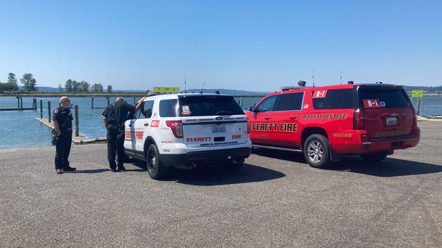 Everett firefighters respond to potentially intoxicated man in water