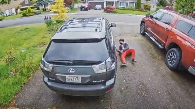 Detectives arrest suspect accused of stealing catalytic converters, packages in Bellevue