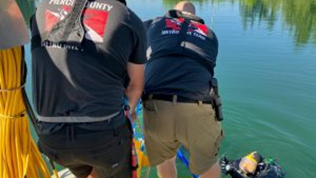 Body of man who went missing on Spanaway Lake recovered by divers