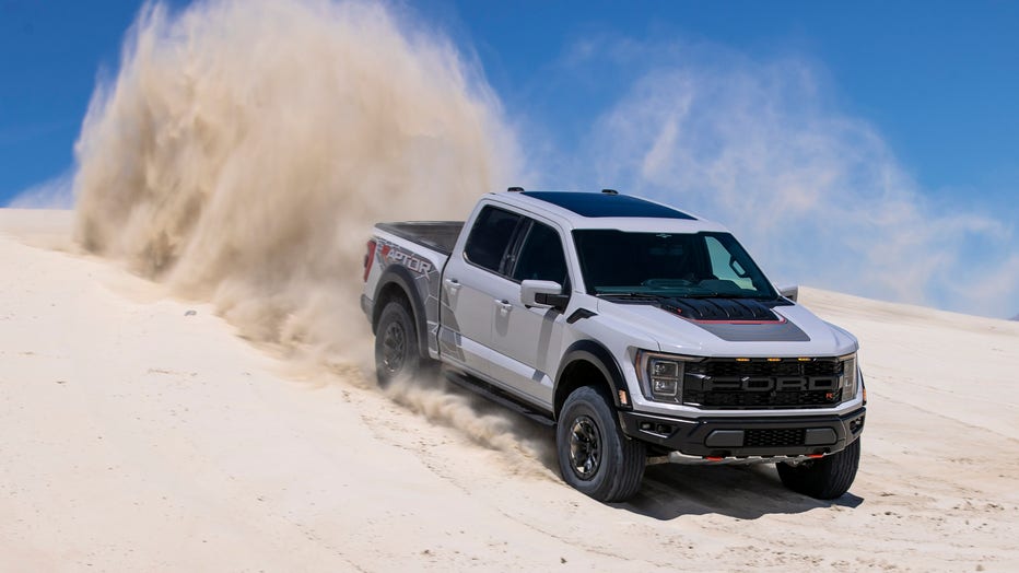 2023-F-150-Raptor-R_exterior_-Avalanche-Gray_-02.jpg