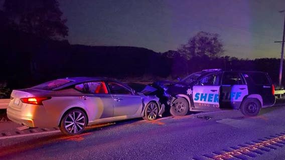 King County deputy injured in head-on crash, driver in custody for DUI