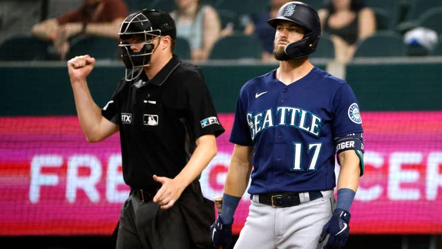 Rangers score two late runs to sink Mariners in 5-3 loss