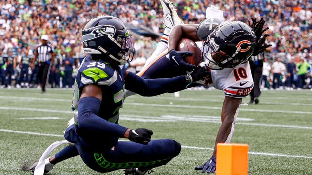 Penalties, miscues plague sloppy Seahawks in 27-11 preseason loss to Bears
