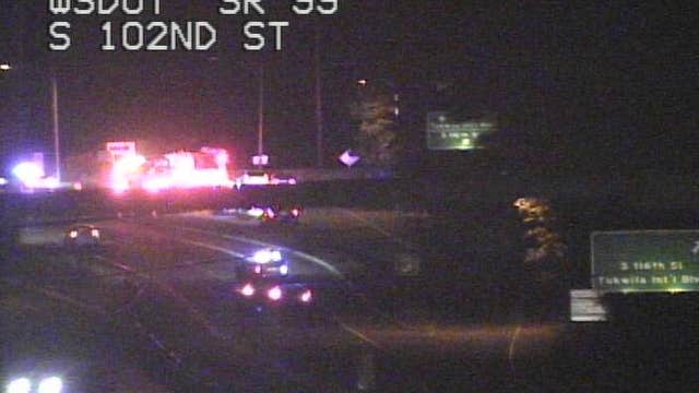 Motorcyclist killed in SR-99 crash in Tukwila