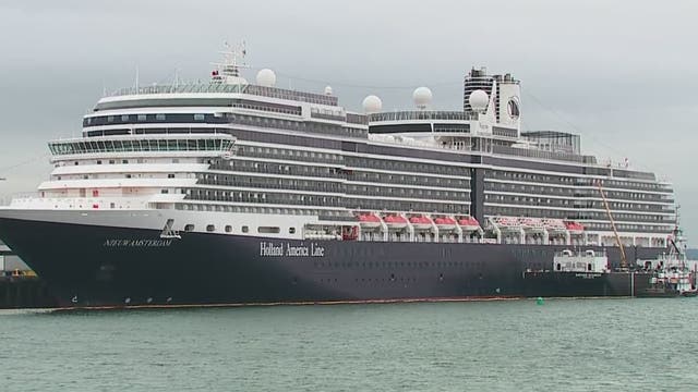 Families of 4 killed in Alaska sightseeing plane crash sue Holland America cruise line