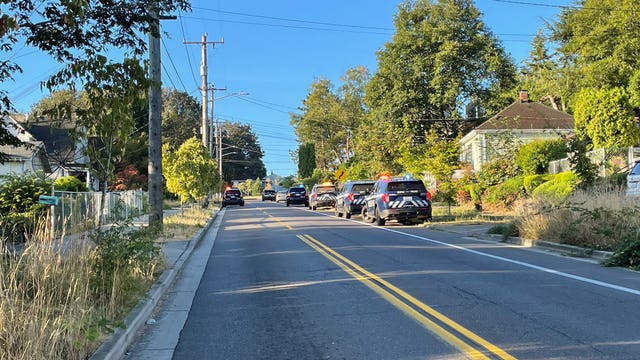 Suspect arrested following domestic violence standoff in South Seattle