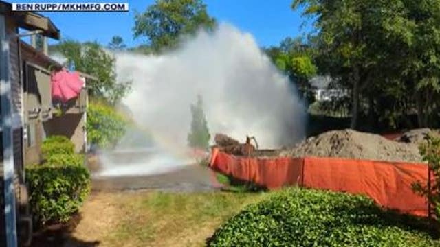 Water service restored in West Seattle after water main break