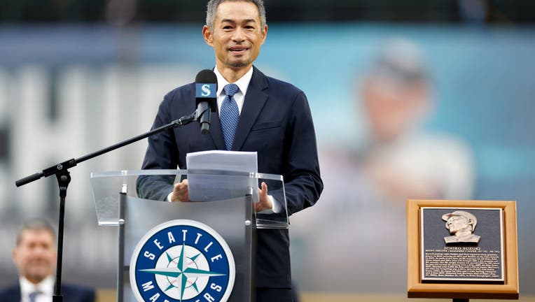 Ichiro expresses gratitude entering Mariners Hall of Fame