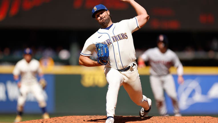 Ray's Day: Robbie Ray dominant as Mariners top Guardians 4-0