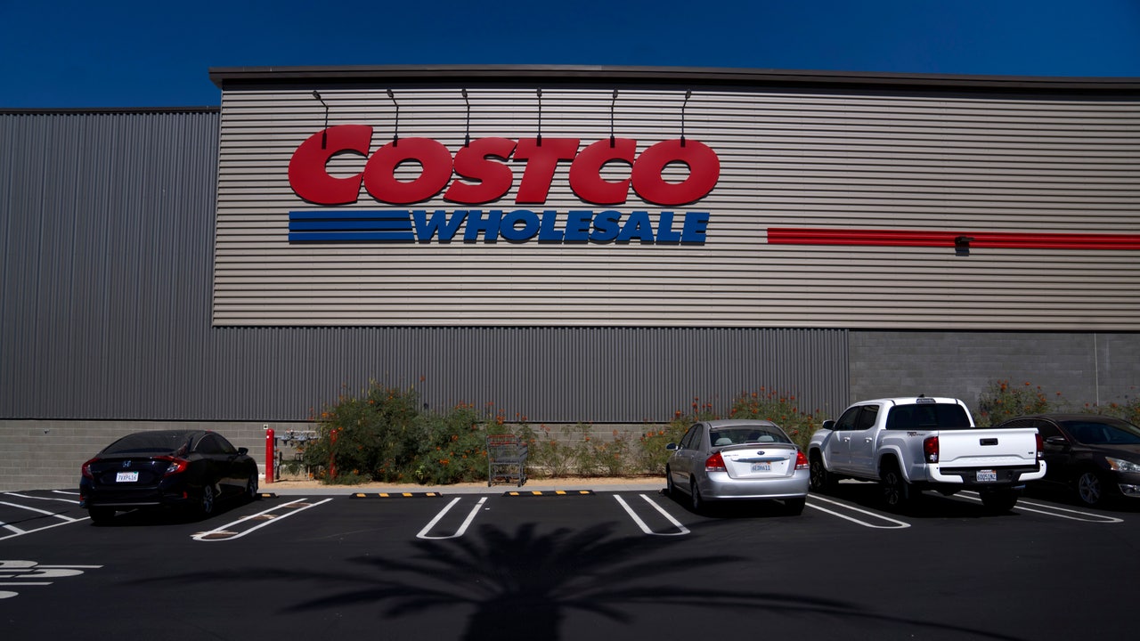 Costco puts off membership fee increase as renewals hit alltime highs