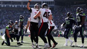 Seahawks hurt themselves by playing safe in loss to Falcons