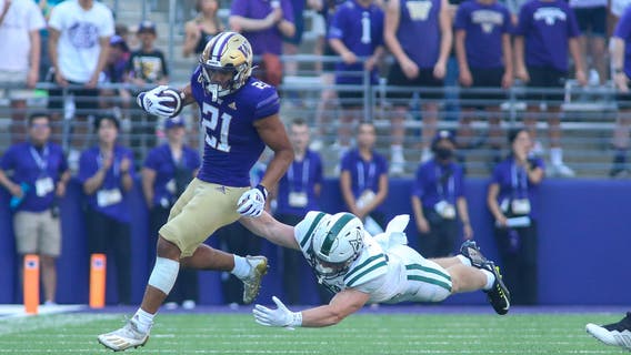 Michael Penix Jr. leads Washington to 52-6 win over Portland State