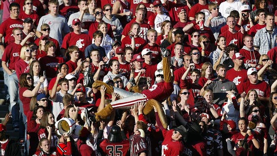 Ward throws 3 TD passes, Washington State tops Idaho 24-17