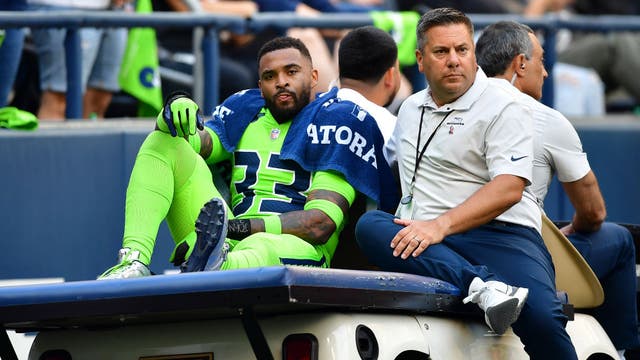Jamal Adams sustains "serious" knee injury in Seahawks win over Broncos