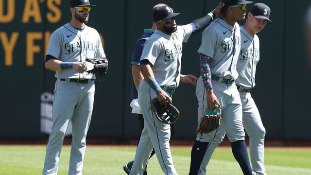 Julio Rodríguez leaves with back tightness, Mariners beat A’s 9-5