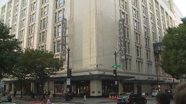 Shoplifting suspect with HIV bites Seattle Nordstrom security guard