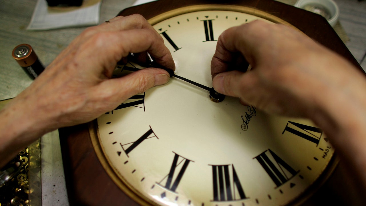 Here's Why Health Experts Want to Stop Daylight-Saving Time - WSJ