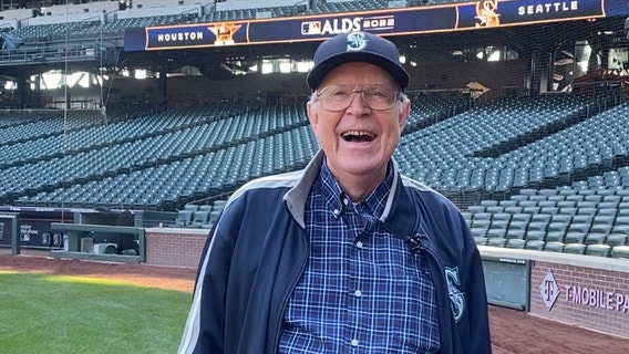 Air Force Veteran honored to carry 'big flag' at Mariners game Saturday