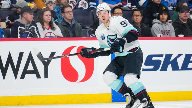 Kraken sign forward Daniel Sprong to one-year deal