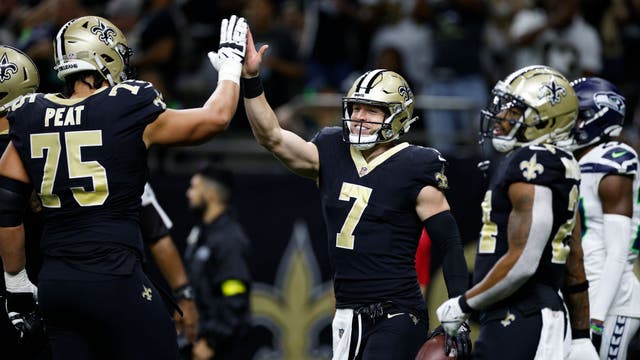 Taysom Hill accounts for 4 TDs, Saints top Seahawks 39-32
