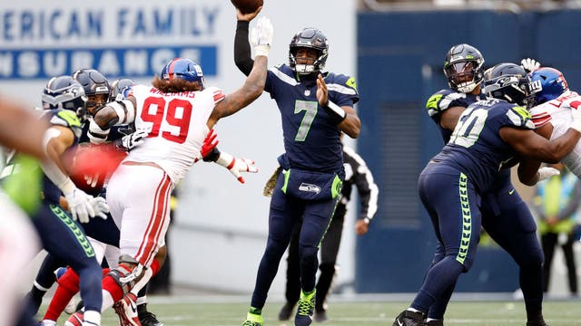 Geno Smith throws two TDs, Seahawks beat Giants 27-13