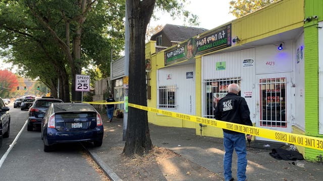 Employee shot during attempted robbery in Columbia City; search continues for suspect