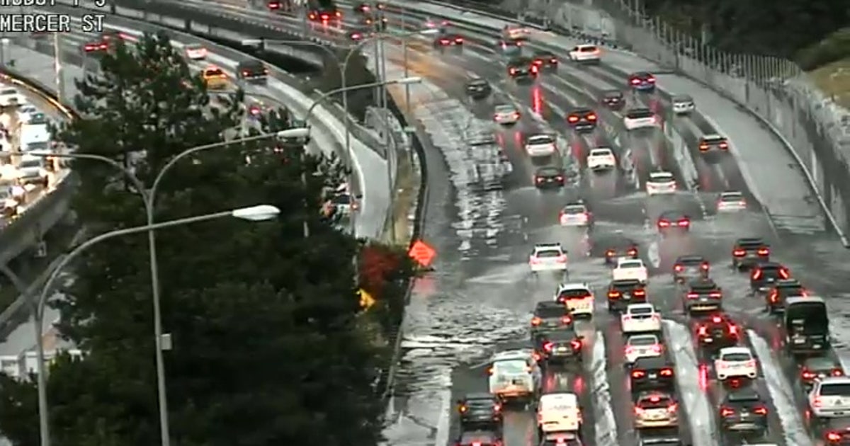 Seattle Freeway Traffic slows on northbound I-5 in Seattle amid freeway flooding | FOX ...