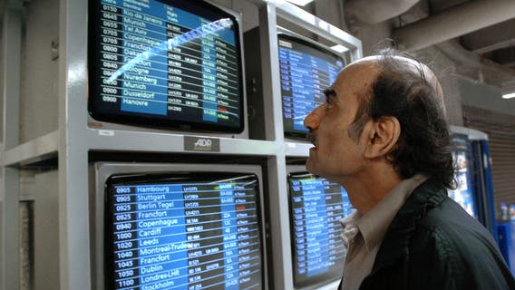 Man who inspired 'The Terminal' dies at Paris airport