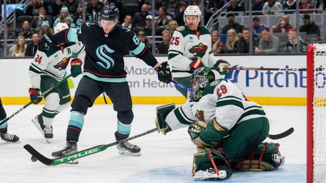 Marc-André Fleury delivers 28 saves to shutout Kraken in 1-0 loss