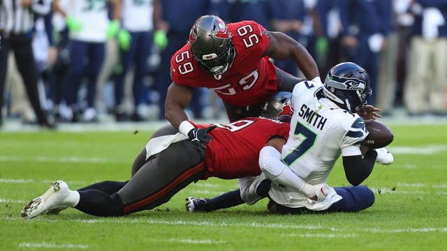 Tom Brady, Buccaneers sink Seahawks 21-16 in Munich