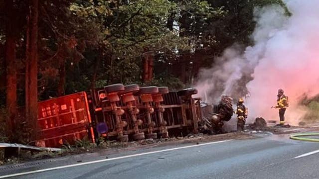Multiple crashes, semi truck fire blocks SR 18 near Tiger Mountain