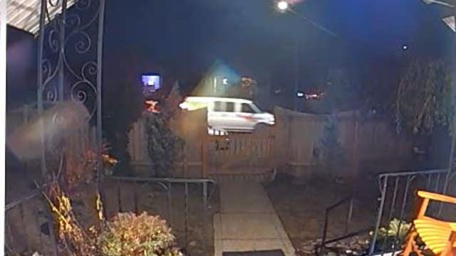 Crooks jump out of van stalking Tacoma street, steal a mom's car
