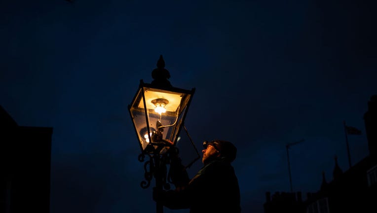 London gas lamps