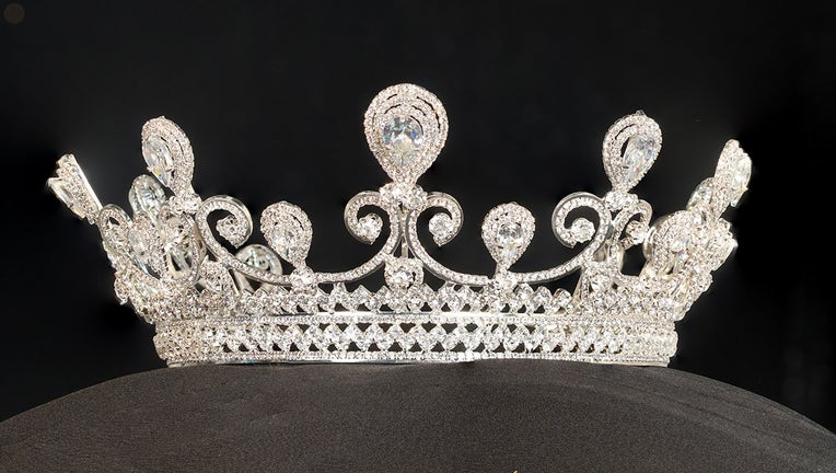 a93e3e42-Diamon Silver Crown for Miss Pageant Beauty Contest, Crystal Tiara decorate