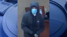 Redmond Police seek bank robbery suspect from Dec. 8