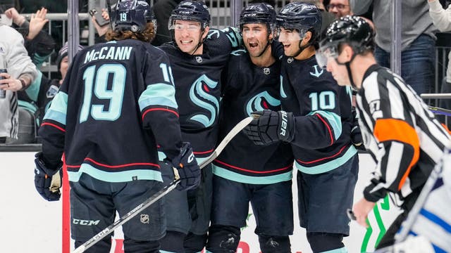 Jared McCann goal lifts Kraken to 3-2 win over Jets