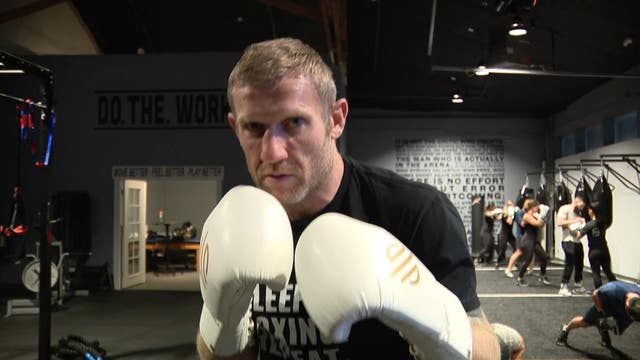 Renton fitness center to host boxing event, raising money for Alzheimer's