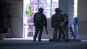 Gold Bar Family Grocer hostage suspect surrenders; no injuries to victim