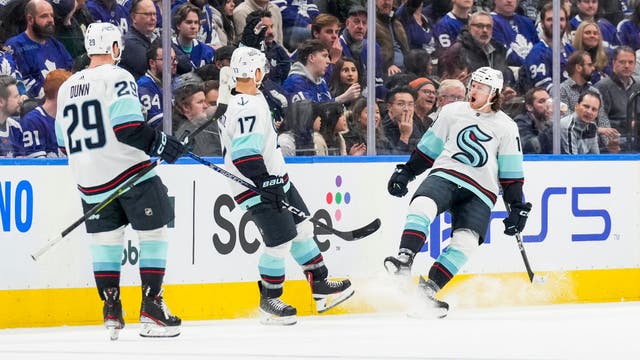 Kraken beat Maple Leafs 5-1 for third straight victory