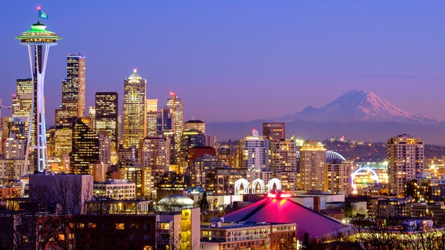 Good news only: Days are getting longer, 'Local Appreciation Day' at Pike Place, bear spotting on Mars