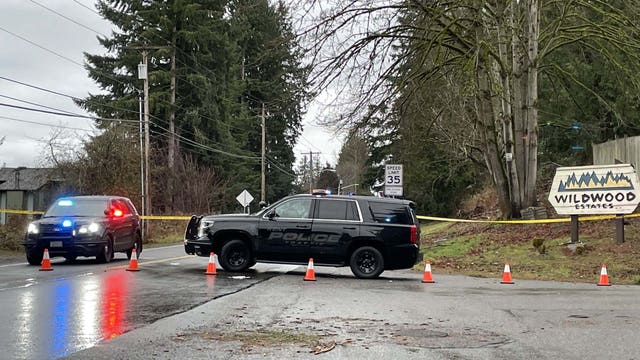 Woman hit, killed by 2 cars in Kent; police rule it an accident