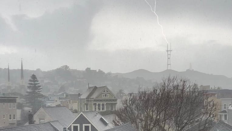 lightning strikes sutro tower