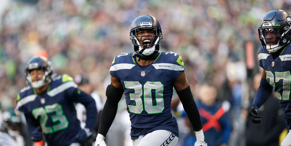 Darrell Taylor and Tanner Muse of the Seattle Seahawks celebrate a News  Photo - Getty Images