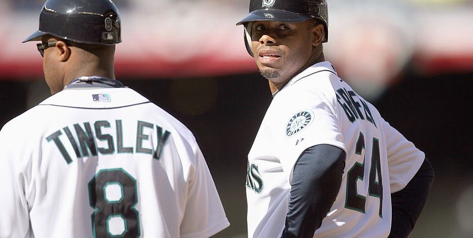 Former Seattle Mariner and MLB coach Lee Tinsley dead at 53