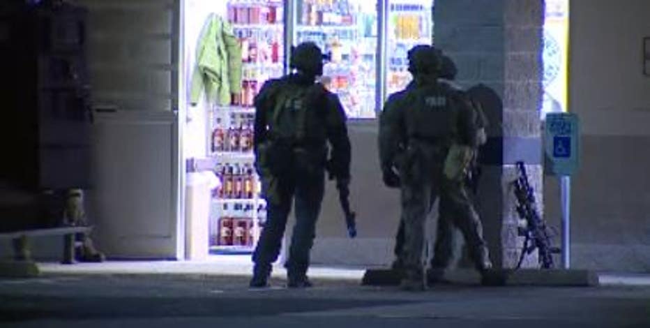 Gold Bar Family Grocer hostage suspect surrenders; no injuries to victim