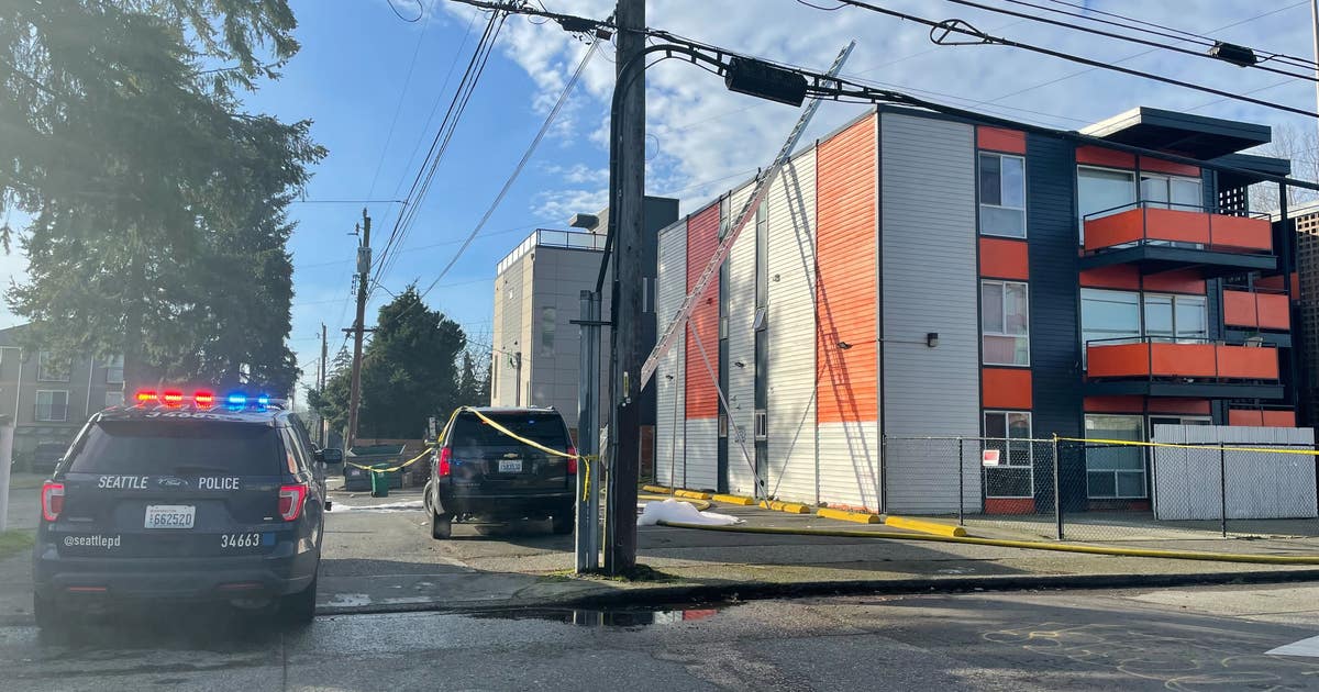 1 injured in Seattle apartment fire, 30 residents displaced | FOX 13 ...