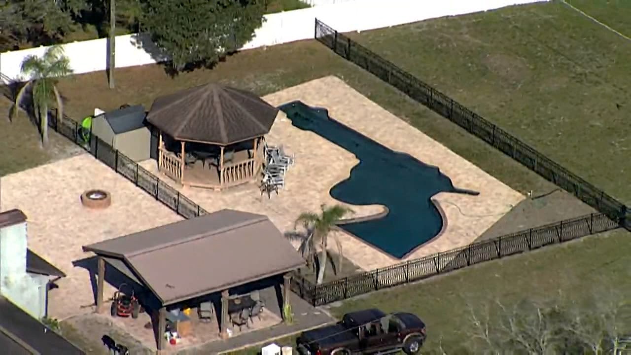 Pasco County couple commissions revolver-shaped swimming pool - Vimarsana News