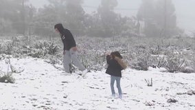 California 6-year-old experiences snow for the first time