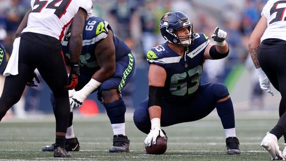 Seahawks C Austin Blythe retires; Sean Desai leaves for Eagles DC